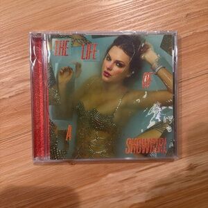 Taylor Swift The Life of a Showgirl CD